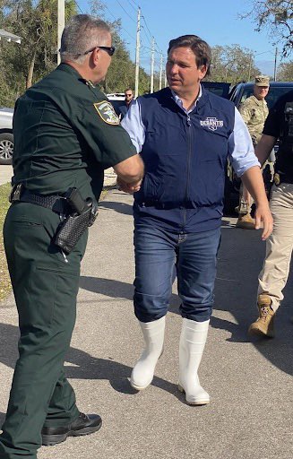 blueinaredhead2's tweet photo. Ron DeeSanitize with a stomp of his white nationalist boot! That little loser boy. https://t.co/9NigI0TKWe