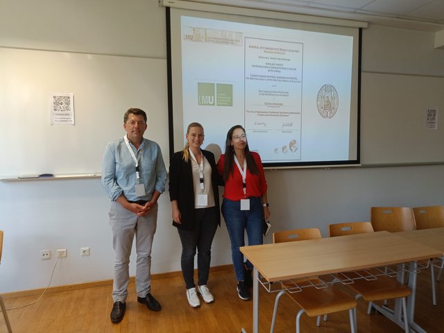 Thrilled to have received the @JCPA Best Comparative Paper Award for my paper on the voice of implementation at #EGPA2023. #accupol