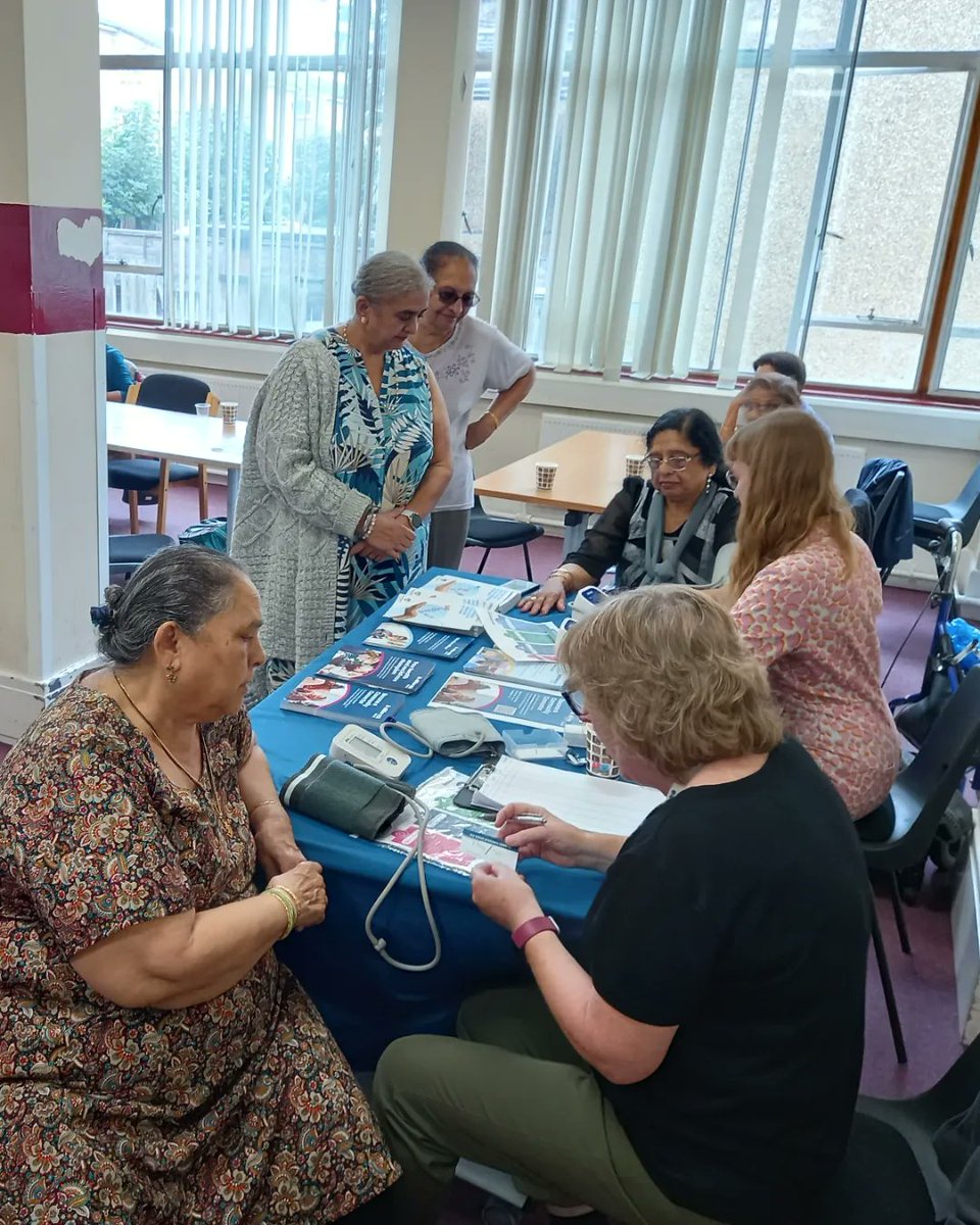 SaheliEnfield's tweet photo. We had a great time last Drop-In at Enfield Saheli with Healthwatch Enfield coming in to host a workshop and talk on Blood Pressure and with readings and advice! https://t.co/dMeEO13znJ