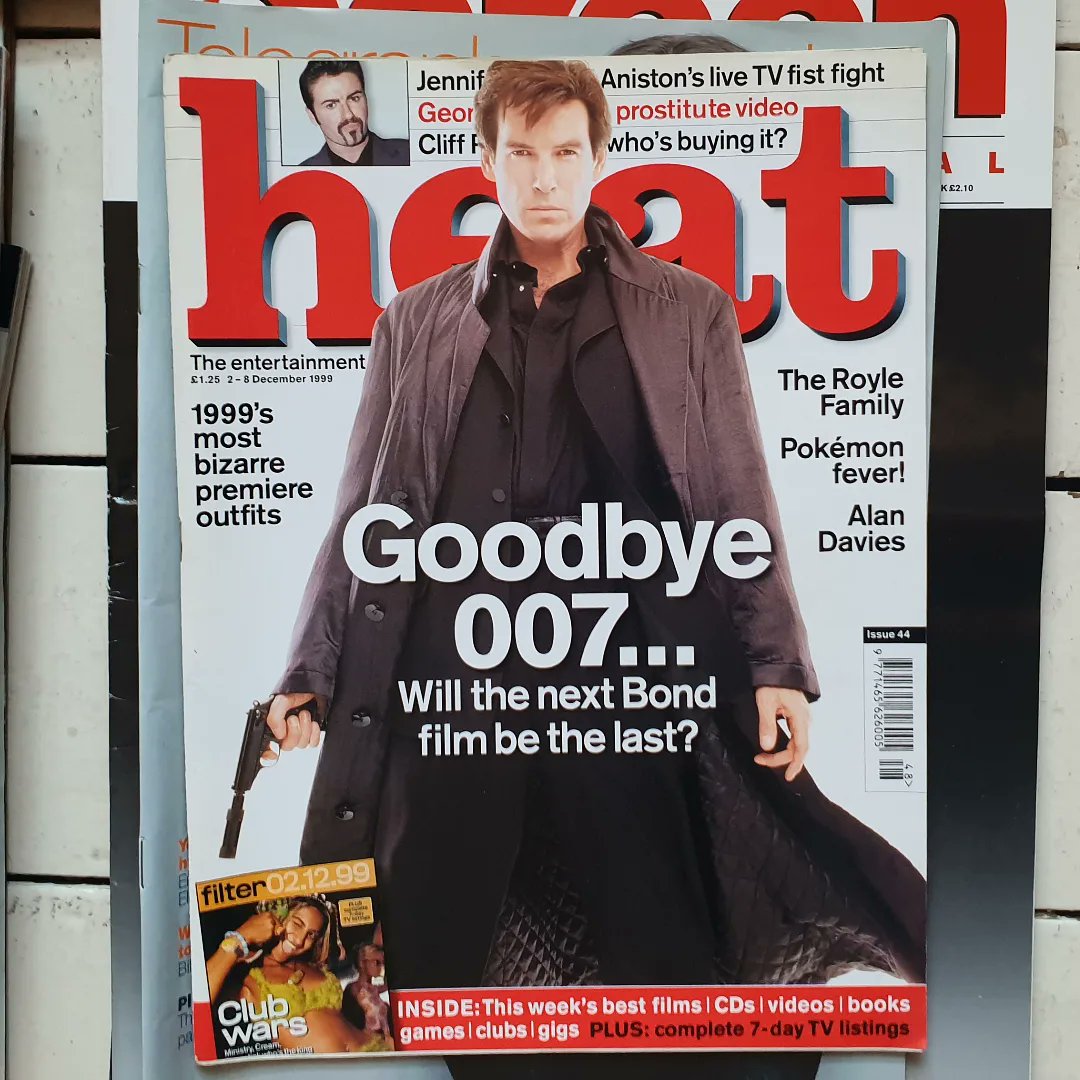 Mark0Connell's tweet photo. As OPERATION KEN ADAM continues in the new CATCHING BULLETS HQ, the crates, curios and boxes going into The Bond Room have been a fascinating, timely and rich discovery as this bullet catcher embarks upon a big new Bond project...

#OperationKenAdam #JamesBond #CatchingBullets https://t.co/bnWhK8bFrP