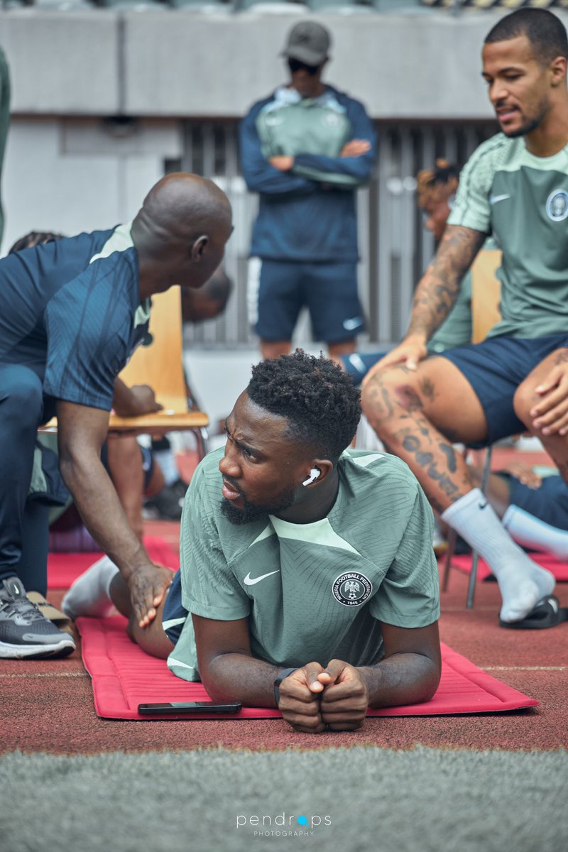 EstherUmoh10's tweet photo. Super eagles during training today https://t.co/giNBYZZhma