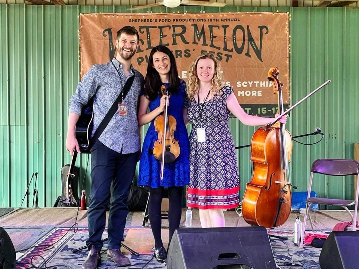Hi from Maryland! 🎻🎻 Next run of shows coming up this weekend! Will we be in your area? Sept 7 - @thepurplefiddle, Thomas WV Sept 8 - Baltimore Folk Club, Baltimore MD Sept 9 - @visitBORH, Berryville VA Sept 10 - The Lyceum, Alexandria VA jocelynandellen.com/shows #livemusic