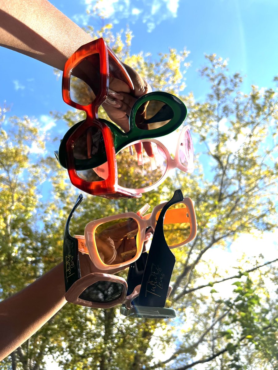 Twinsslens's tweet photo. A sneak peak of our new collection coming soon!😎
#Twinslens #summer #fyp #Sunglasses #Newcolletion https://t.co/gjRGDfH3Hk