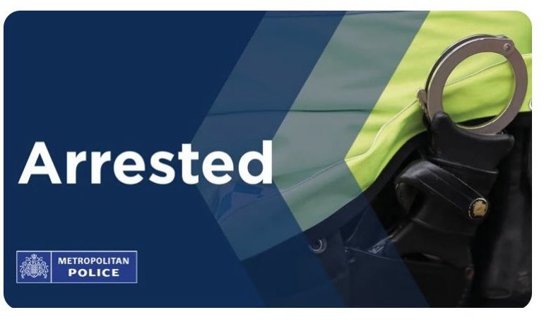 MPSBarkDag's tweet photo. The #Crimeandenforcementtaskforce have arrested two individuals today during their shift. One for domestic assault and the other for breaching his license conditions and will be recalled to prison. @lbbdcouncil @LocalCrimeBeats #Dagenham https://t.co/sYmvPsyfP1