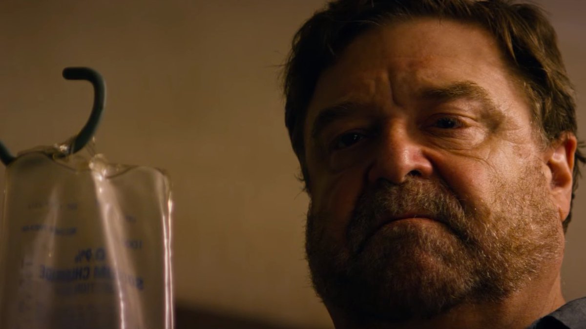 John Goodman should’ve gotten more recognition for his role in 10 CLOVERFIELD LANE. Unforgettable performance from the actor