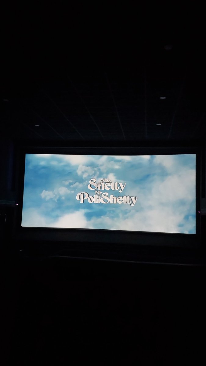 yamini2712's tweet photo. Navvincharu,Edipincharu and finally u made us fall in love with Siddhu Polishetty and Anvitha❤️❤️
Congratulations #MSMP team🥳💞
@NaveenPolishety he's just amazing💓 #hatrick
@MsAnushkaShetty her comeback💥😍
@UV_Creations
#MissShettyMrPolishetty #MSMPReview #MSMPReleaseDay https://t.co/WYhPDuA89B