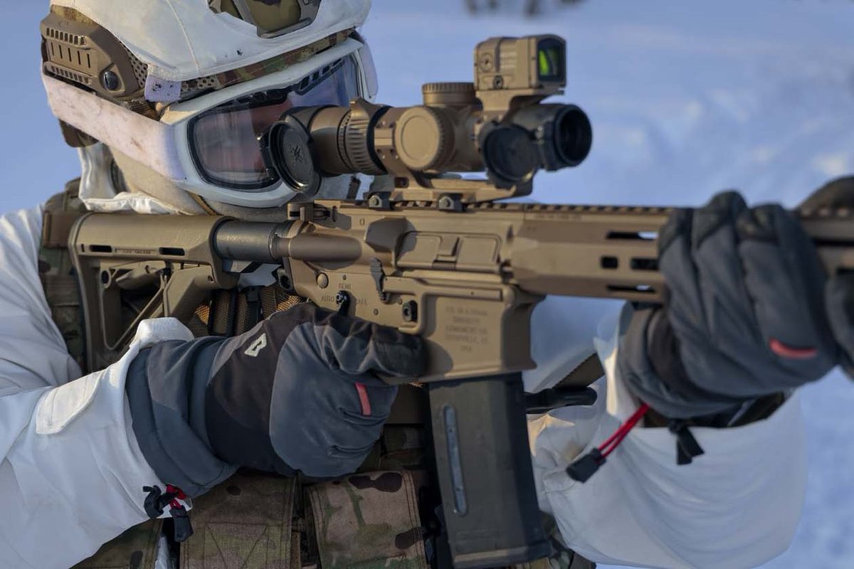 British Royal Marines using the new L403A1 assault rifle, 2023