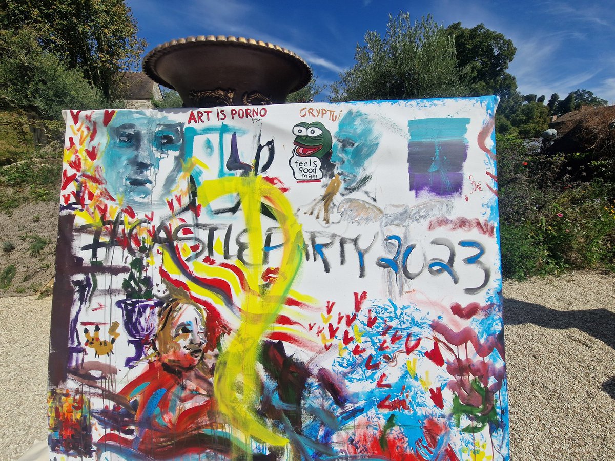 YangSoulCreate's tweet image. GM 👋 Contribute to the #CastleParty2023 community #nft! 😇 Can't wait when it mint 🤩🤩🤩 it gonna looks super cool! 🖼🎨🖌 thanks @LordTruffington for the video 😎 #nftart #NFTCommunity @Cryptui2