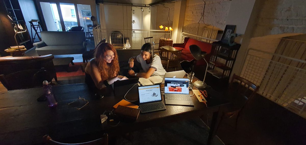 2EyesVision tweet media