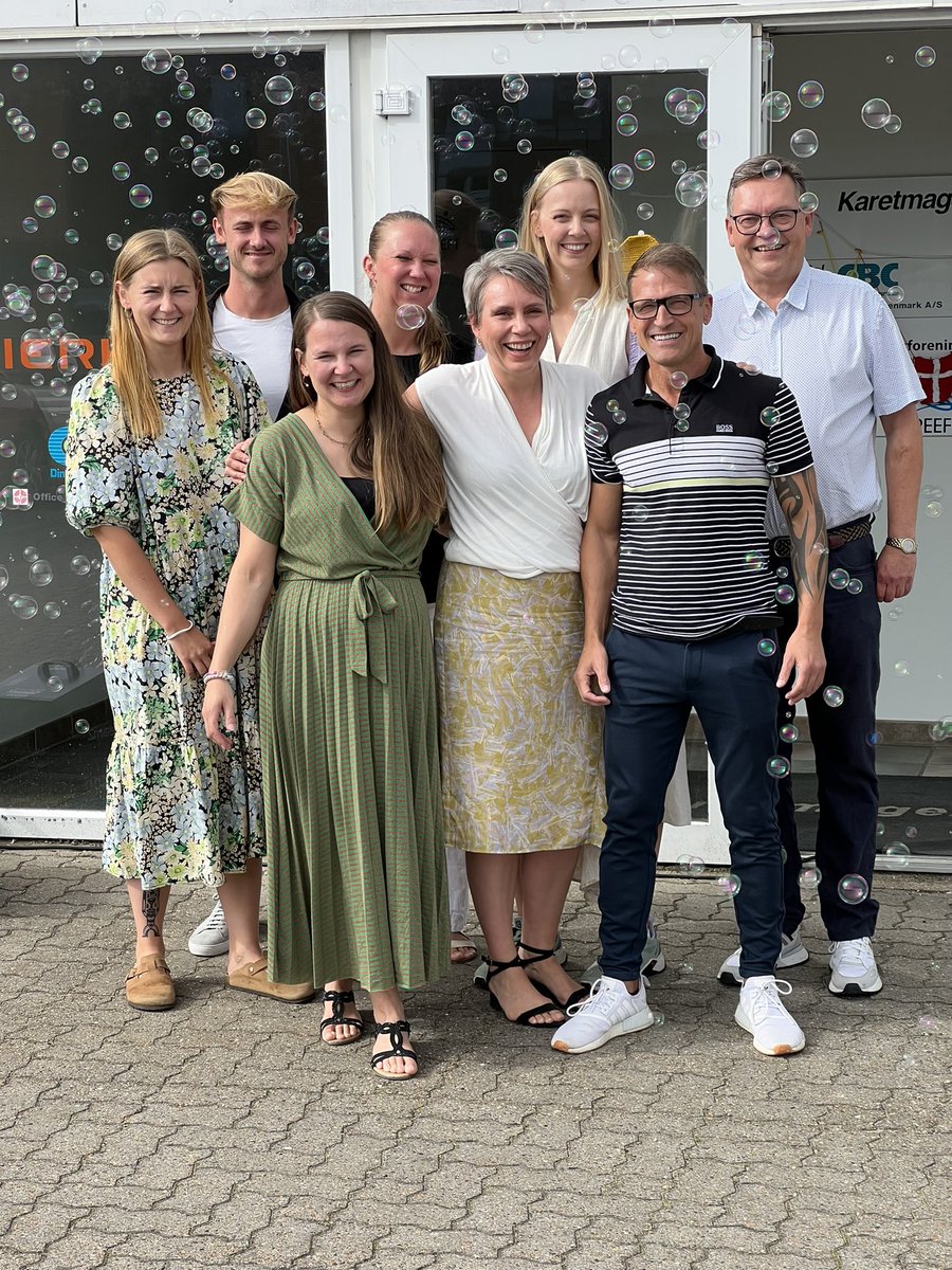vaeresteder's tweet photo. Kæmpe tusind tak til alle, som tog turen til Fredericia for at fejre vores 25 år jubilæum 🎉🥳 dagen har været alt, hvad vi kunne ønske os! https://t.co/jBEX90MinL