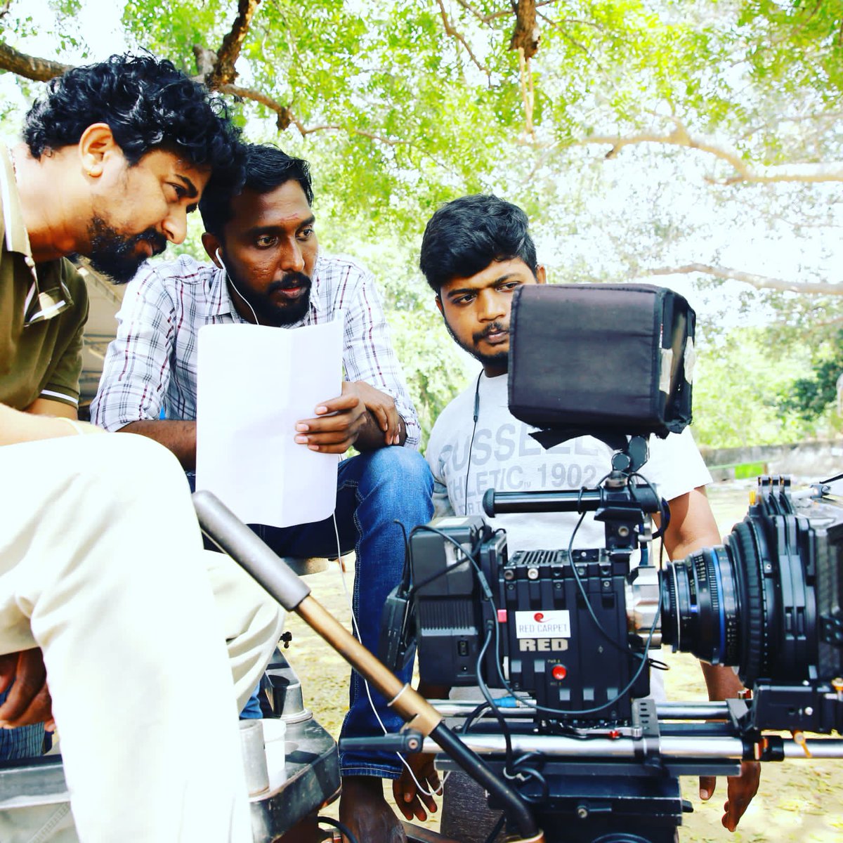 PROSundarbala's tweet photo. *TWITTER*

Horror Thriller #Striker promotions going on in full swing! 💥👌🏼

#StrikerFromSept8th

@Directorprabu @vidya_pradeep01 @kasthurishankar @justinactornew
@imanishmurthy#NagooranRamachandran
@ivijaysiddharth @iamrajeshkrish
@christy_pooja @akilanram1
@raharisankar https://t.co/A0D9W7mFqi