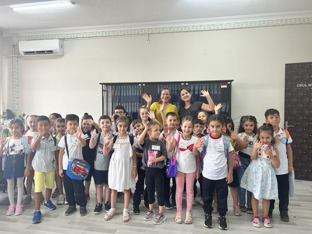 IlkokuluSamet's tweet photo. Uyum haftamızda okulumuz en güzel,en minik renkleriyle tanışıyor.
🩵😇🩵
@Alireisoglu34 @GurhanCokgezer @kahraman47_s @Osmangazi_MEM https://t.co/EDtfG10GAE