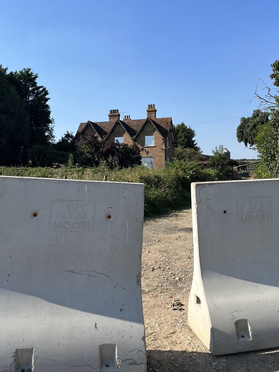 Louise Impey tweet media