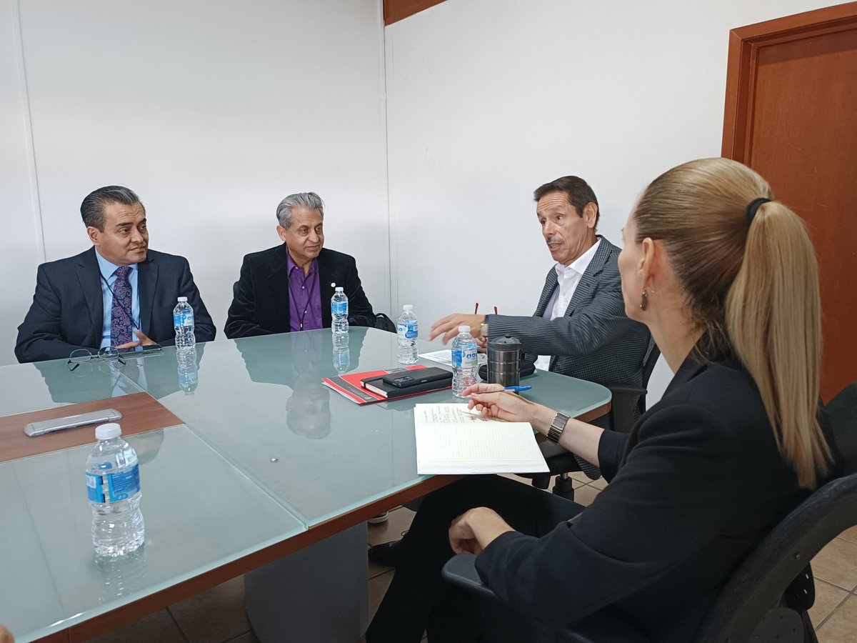 fjgmadariaga's tweet photo. Iniciamos la evaluación de nuestra Licenciatura en Artes Visuales para la Expresión Fotográfica, por el Comité para la Acreditación de la Educación Superior en la Artes #CAESA. 📸 https://t.co/phBX4RbQcC