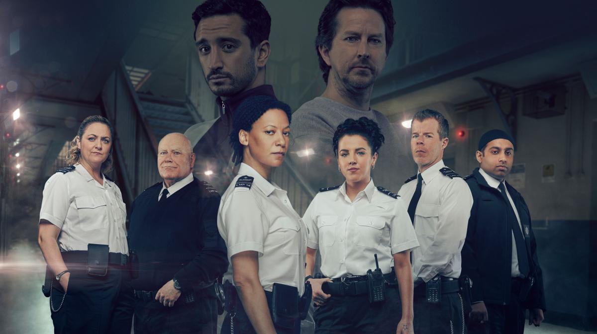 #Screw2 is on TONIGHT directed by me! 
Episode 4 - continuing this intense pressure cooker thriller - if you’re into this heatwave - things are only going to get hotter! 
<a href="/Channel4/">Channel 4</a> 9pm - and if you binge it's all up on 4oD already! 
Enjoy!