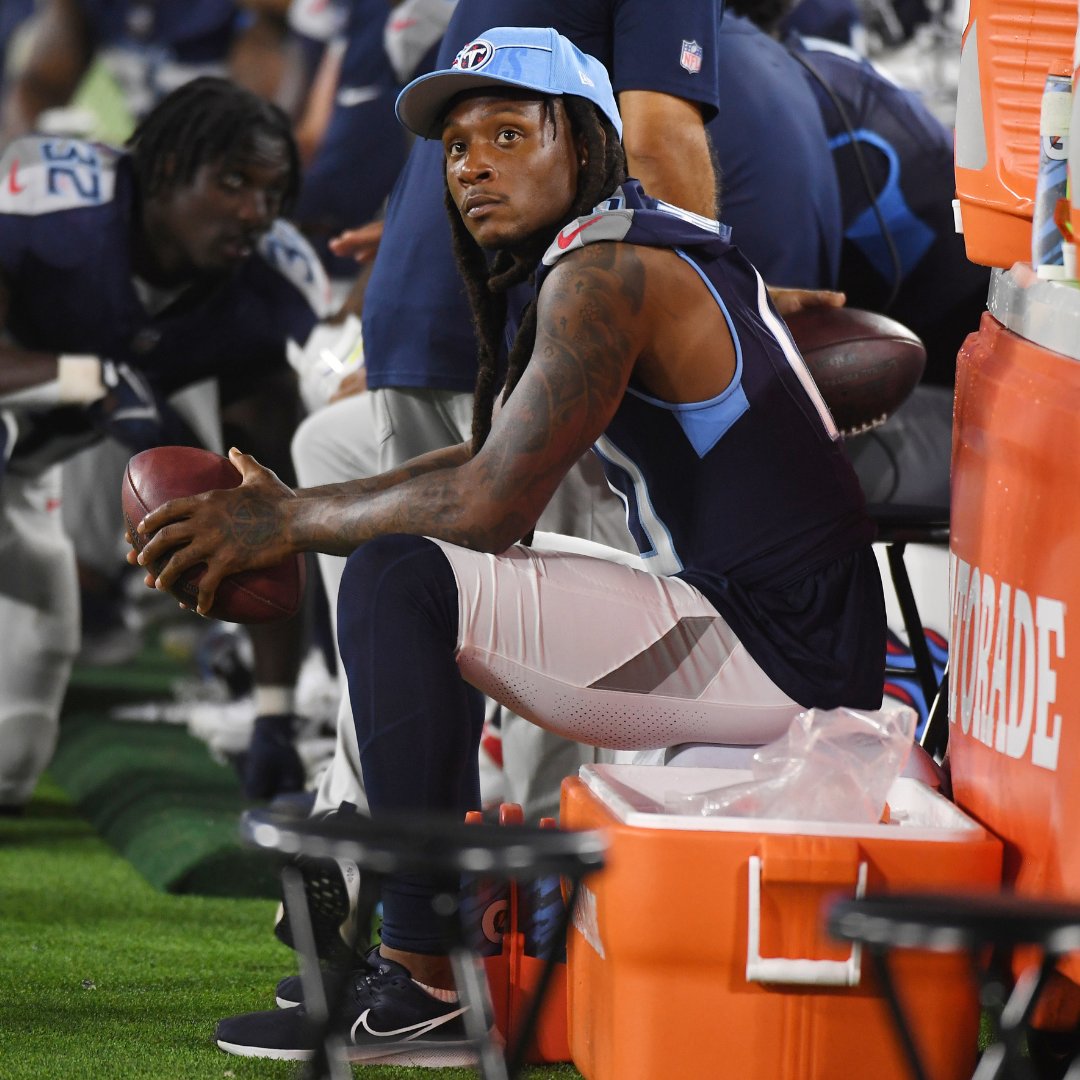 MySportsUpdate's tweet photo. #Titans WR DeAndre Hopkins told @GQMagazine that he reached out to the Giants, Lions, Cowboys, and 49ers during his free agency because they were on his "list." 

He never got a call back from any of them.

On joining Tennessee: "I’m very grateful for where I am, I think I made the best decision."

Full feature: https://t.co/3vf16p0vFF