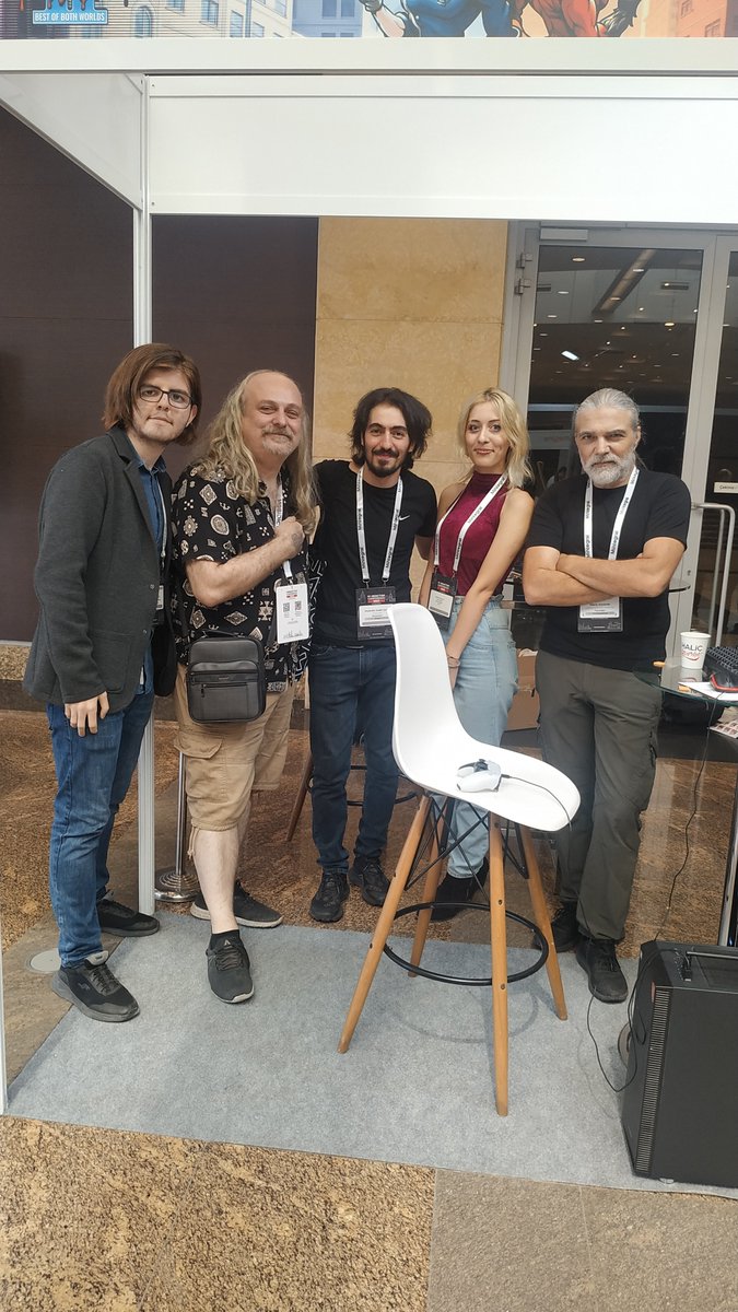 MstafaKadir's tweet photo. Vlogumsu videosu çok yakında gelecek ama önden güzel anıları paylaşmak istedim! @mobidictum @serkanhero @mericeryurek @selinyoko @Razorferr #mayhembrawler2 https://t.co/uyOF5KdXcF