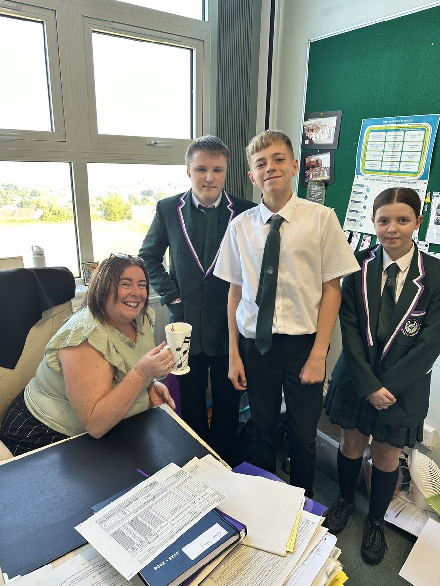 Pic of the day! <a href="/DHTSanLuca/">Mrs H @St Luke’s</a> <a href="/PEStLukes/">St Luke’s PE dept.</a> <a href="/StLukesHigh/">St Luke’s High School</a>