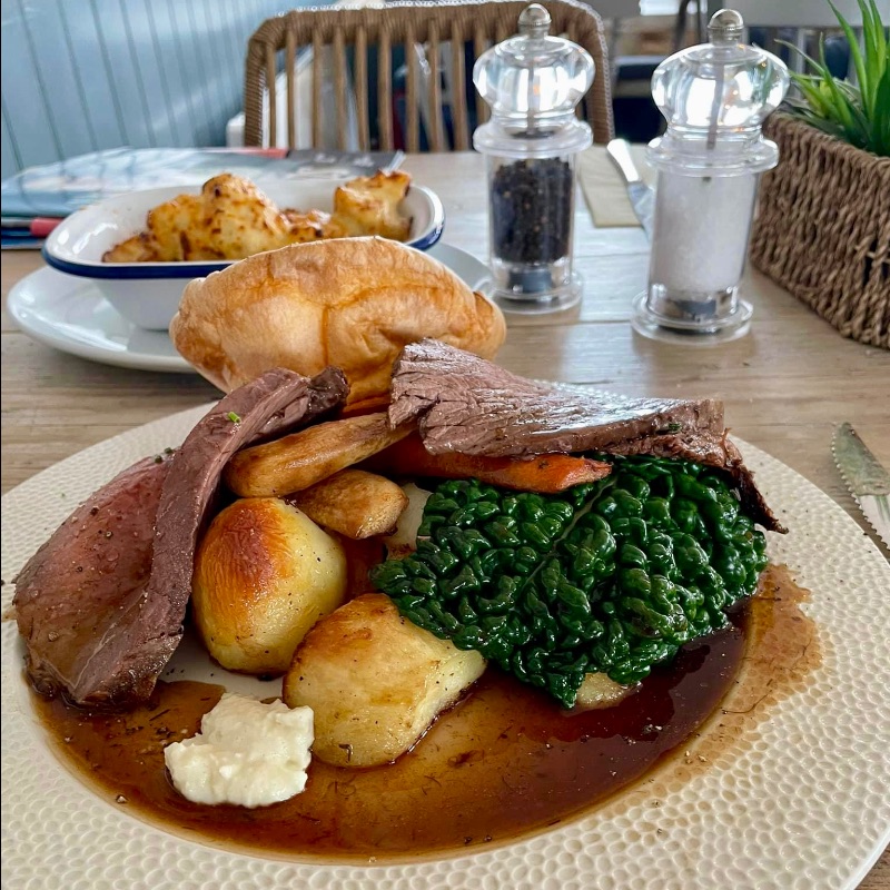 thelakeside1's tweet photo. 😎 SUNDAY ROAST AT LAKESIDE 😎 - https://t.co/YQgXPJKHVJ
Our fab roast returns this Sunday...book early to avoid disappointment! https://t.co/hhqMeBHN5V