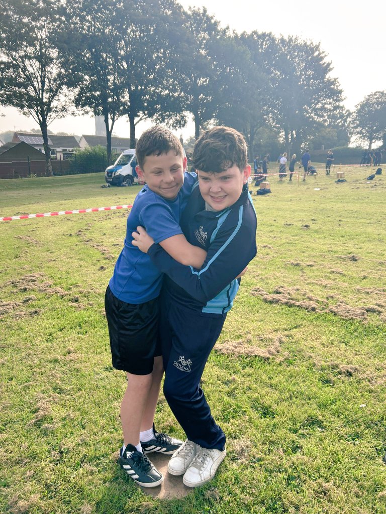 Castle_Hall's tweet image. Today was full of collaboration, problem solving and so much kindness shown towards each other. Well done Y8! 🙌 and to staff involved 😊 it&apos;s been a hot one 🥵 #DevelopingCharacter