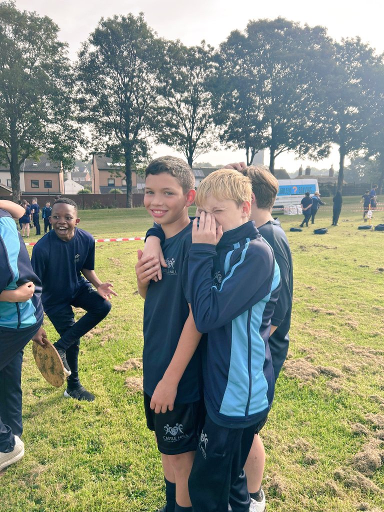 Castle_Hall's tweet image. Today was full of collaboration, problem solving and so much kindness shown towards each other. Well done Y8! 🙌 and to staff involved 😊 it&apos;s been a hot one 🥵 #DevelopingCharacter