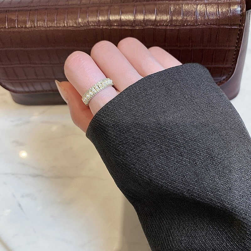 collection_mf's tweet photo. Adjustable Pearl Ring

Shop Now:-
https://t.co/TimSX6WcKi

Buy our products @ https://t.co/J7lDaQvu9A for Girls &amp; Women in Pakistan : Artificial jewelry with Stylished look.

#rings #jewelry #fashion #womensfashion #jewellery #jewelrylover #JewelMagic #FashionJewel https://t.co/zqL4IqAAJK