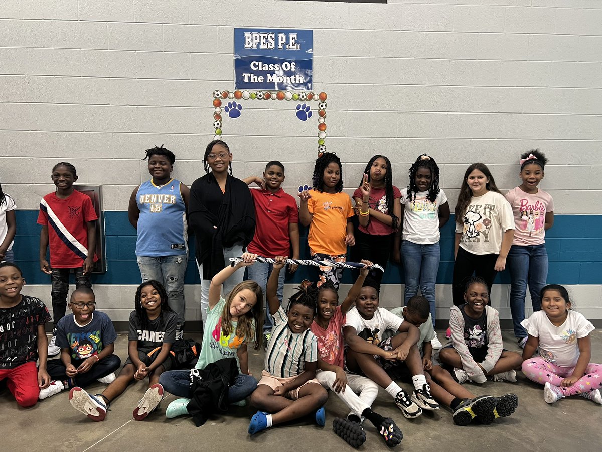 We want to give a huge shoutout to our 3-5 class of the month. Congratulations to Mrs. Hills Fourth grade class! <a href="/BPESArtsAcademy/">Bryant Park Elementary</a> <a href="/coachkpstarling/">Kayla Starling</a> <a href="/DrSlaughter18/">Dr. Cortney C. Slaughter</a> <a href="/MSeayMAE/">Monisha Seay, Ed.S</a> <a href="/JEFCOED/">Jefferson County Schools</a>