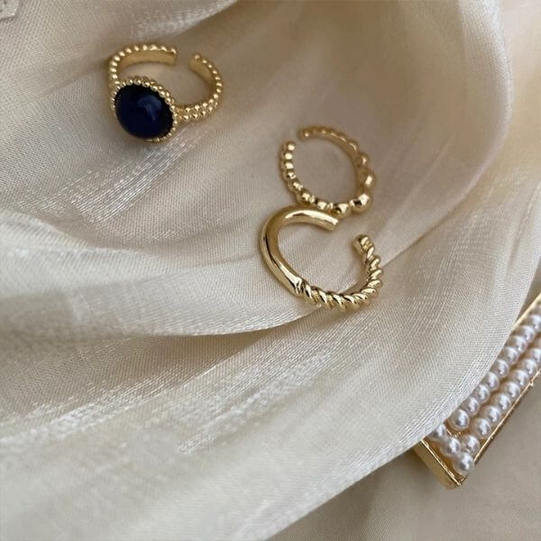 collection_mf's tweet photo. Adjustable Twist Rings

Shop Now:-
https://t.co/6PtPZNgZ4o

Buy our products @ https://t.co/J7lDaQw1Z8 for Girls &amp; Women in Pakistan : Artificial jewelry with Stylished look.

#rings #jewelry #fashion #womensfashion #jewellery #jewelrylover #JewelMagic #FashionJewel https://t.co/8X5Ek2yJI5
