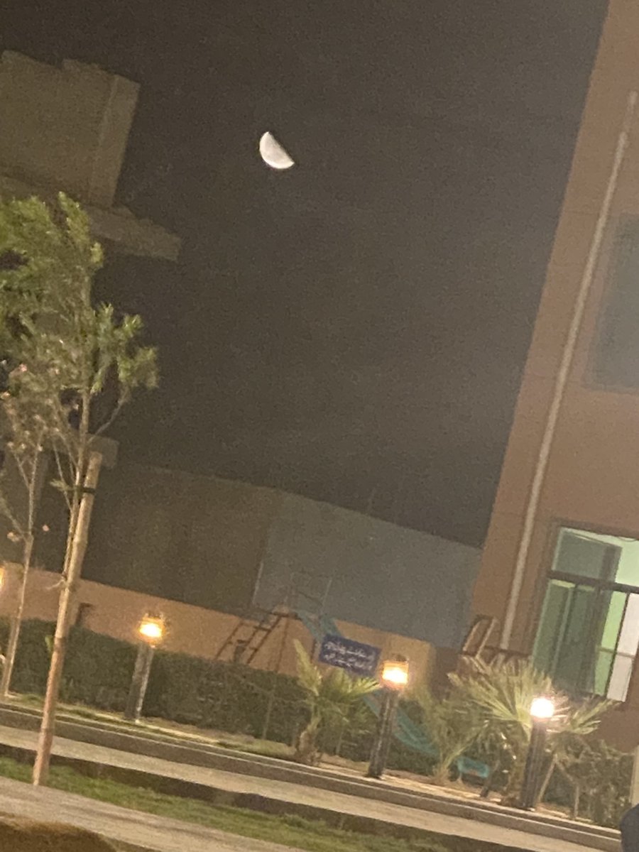 DKAchakzai's tweet photo. بېګا له به ته نه یې ستا د خال رڼا به نه وي
زما به د سپوږمۍ رڼا زړه نه راټولېږي

پروفیسر شاکر https://t.co/atUIz2HX6p