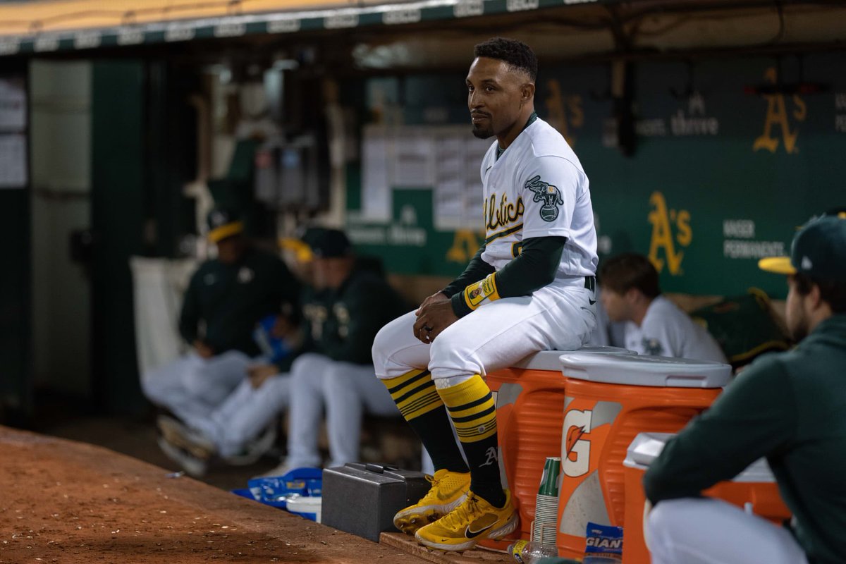 The Giants and A’s have been shockingly similar in 2023😬

          Giants   A’s
BB%   8.6       8.4
K%      25        24.6
AVG    .237     .225
OBP    .312     .300
SLG    .385     .375
OPS    .698    .671
wOBA .305    .294
wRC+  93       89
HR      149     147
wxOBA .311  .309