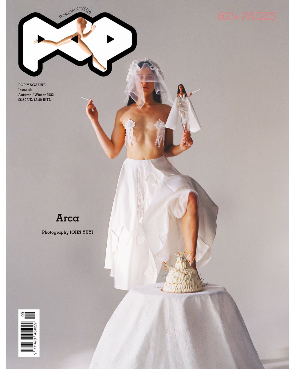 with this ring i thee wed 💍 💋 serving la muñesca más muñescaaaa for pop magazine in prada, y mas nada ❤️