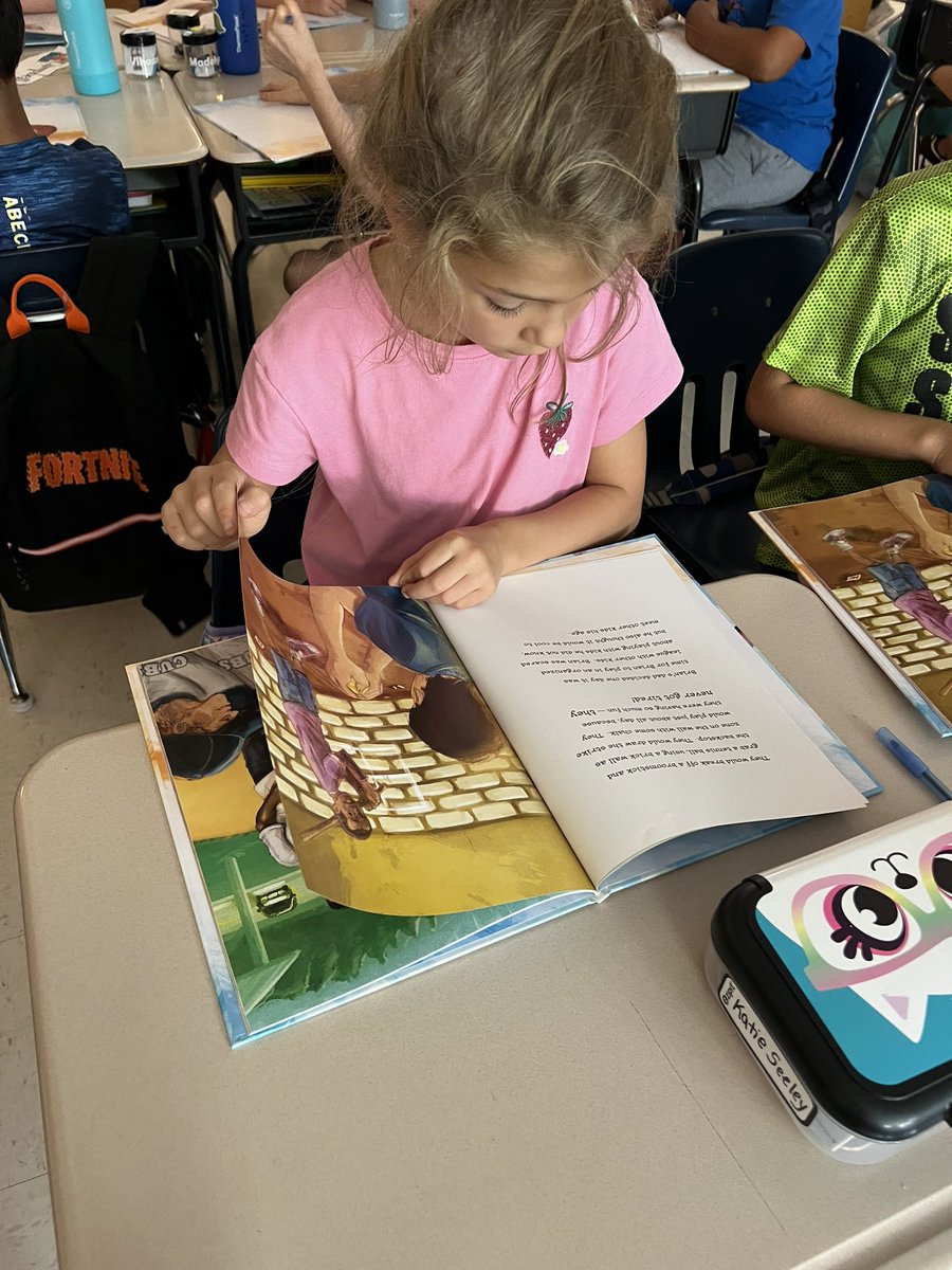 Kate Lightstone tweet media