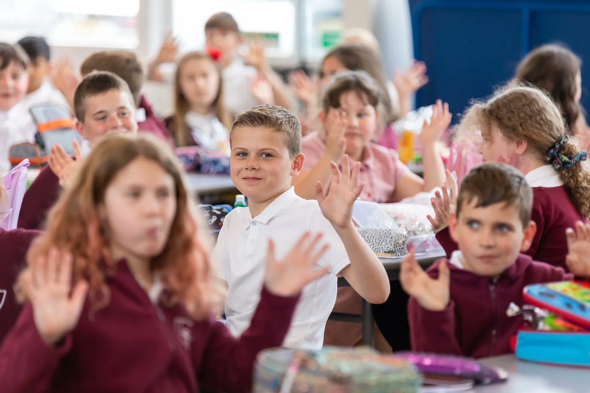 Tired of endless curriculum searches? 🧐 

Find everything you need in one place! 💥 

Join me to learn more about #LionPathways in our upcoming webinar 👨‍💻 
buff.ly/44GmXN1 

#Ads #primaryrocks #SLTchat