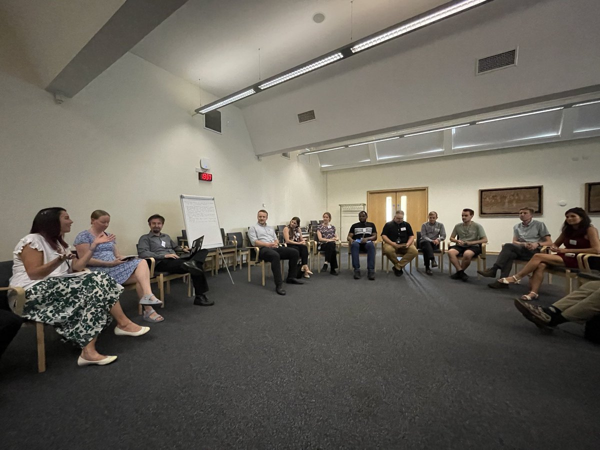 j_igarashi's tweet photo. I really enjoyed #foss4guk at Keyworth today! It was a great conference at British Geological Survey. I am going back to Leeds now. https://t.co/dSAgMLHMdY