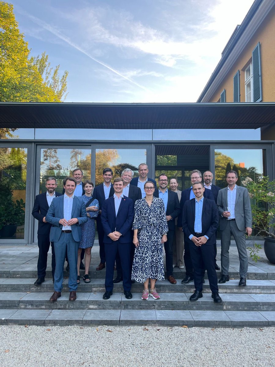 #Energiewende in 🇩🇪: Jetzt muss vor allem über Implementierung gesprochen werden. Bei den #DistrictHeating Dialogues ging es heute um #Fernwärme, Erkenntnisse der 🇩🇰 #Wärmewende &amp; wie zukunftsgerechte #Wärmeversorgung gestaltet &amp; ausgebaut werden kann.