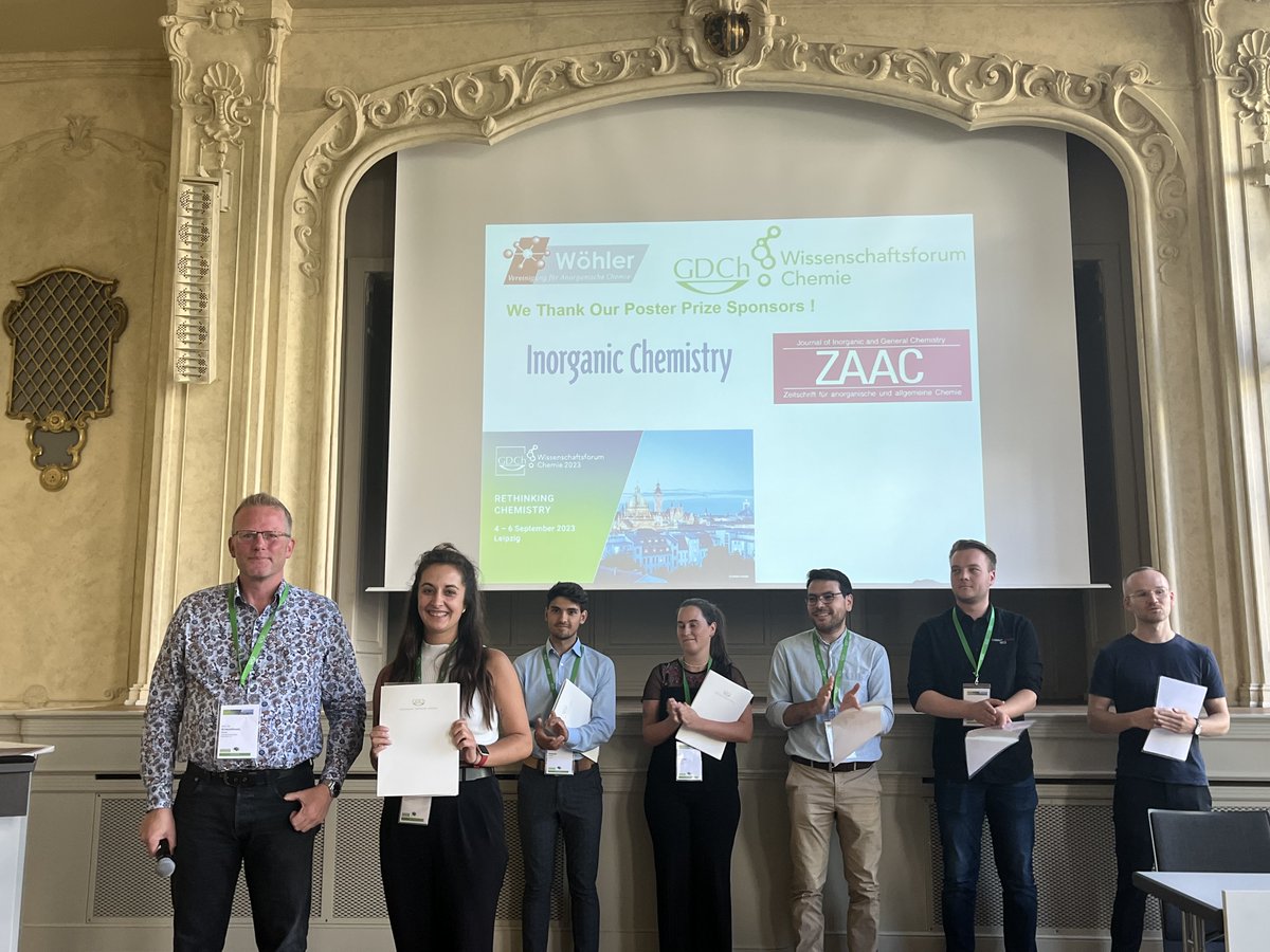 RiedelLab's tweet photo. Congratulations @GDreyhsig to the posteraward of the Wöhler section at the WiFo 2023 about Ammonium Bichlorides as Safe Hydrogen Chloride Storages and Reagents.  Well deserved!!! https://t.co/2LAJosF08Z