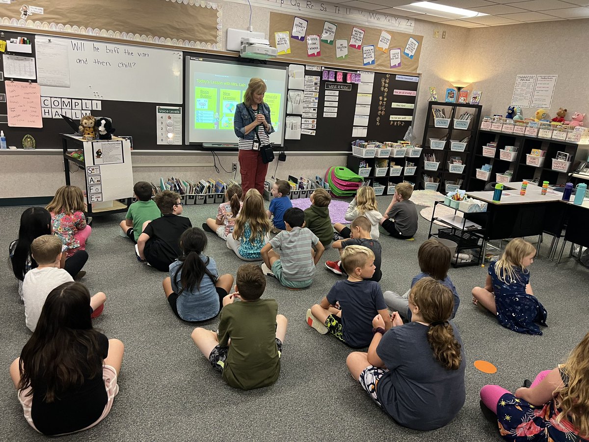 Nicole Moore tweet media