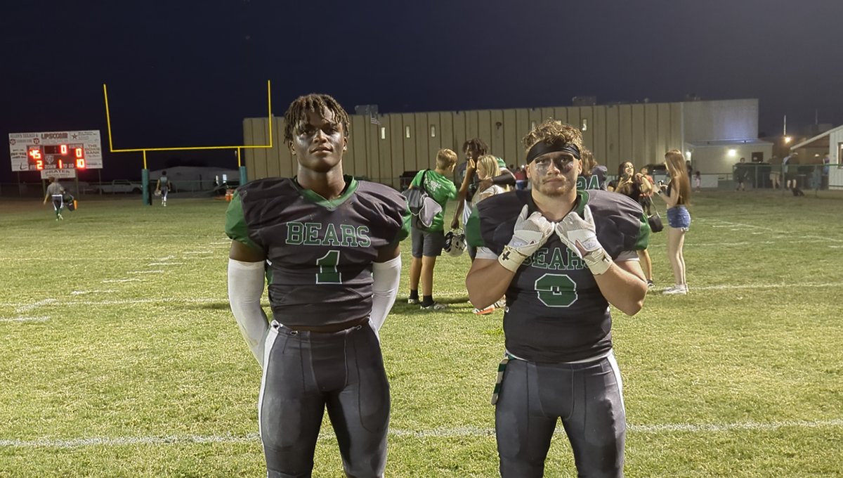 Gold-Burg football interview with Jayon Grace (left) and Aidan Foster following their win against Lingleville on Sept. 1, 2023.
bowienewsonline.com/2023/09/gold-b…
<a href="/christian_hea22/">Coach Healer</a> <a href="/sixmania/">Sixmania</a> <a href="/Texas1AFan/">Texas 1A Fan</a> <a href="/dctf/">Dave Campbell's — TexasFootball.com</a> #txhsfb