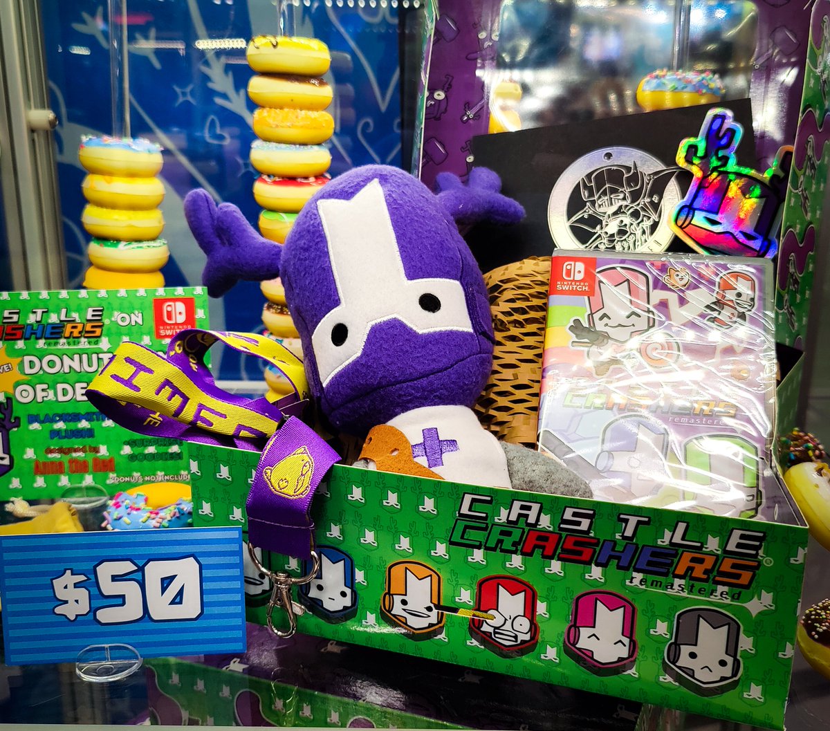 thebehemoth's tweet image. Couldn’t attend PAX West? Here’s a giveaway for our signed PAX-exclusive Castle Crashers bundle, complete with a set of themed Nintendo Switch Joy-Cons!

To enter:
- Follow us @TheBehemoth
- Retweet &amp;amp; like this post
- Respond with your favorite Behemoth character ⚔️