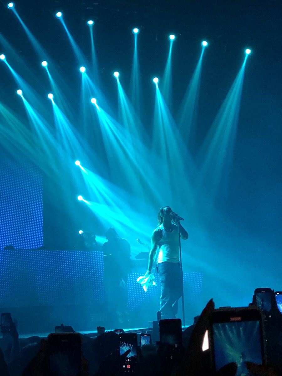Matuê no palco é ARTE