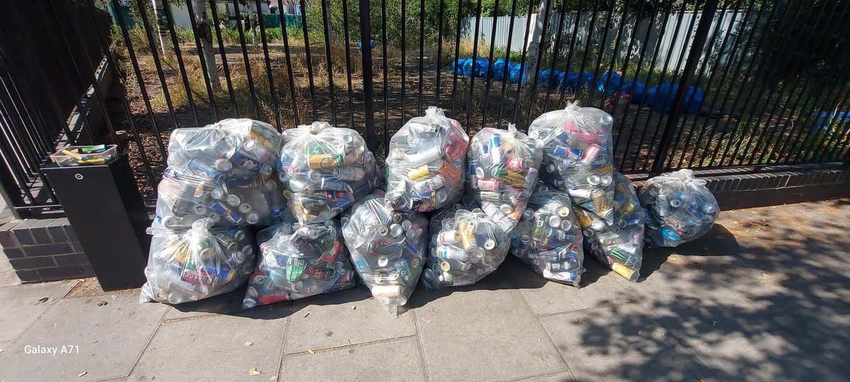 With her children back at school our member/heroine Petra took the opportunity to remove 37 - yes, 37 - bags of rubbish &amp; recycling from grounds of an abandoned church in King St #Southall. Tx to arrangement with <a href="/EalingCouncil/">Ealing Council</a> recyclables will be recycled.