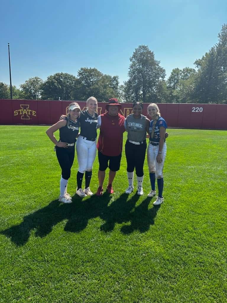 Mady Ott tweet media