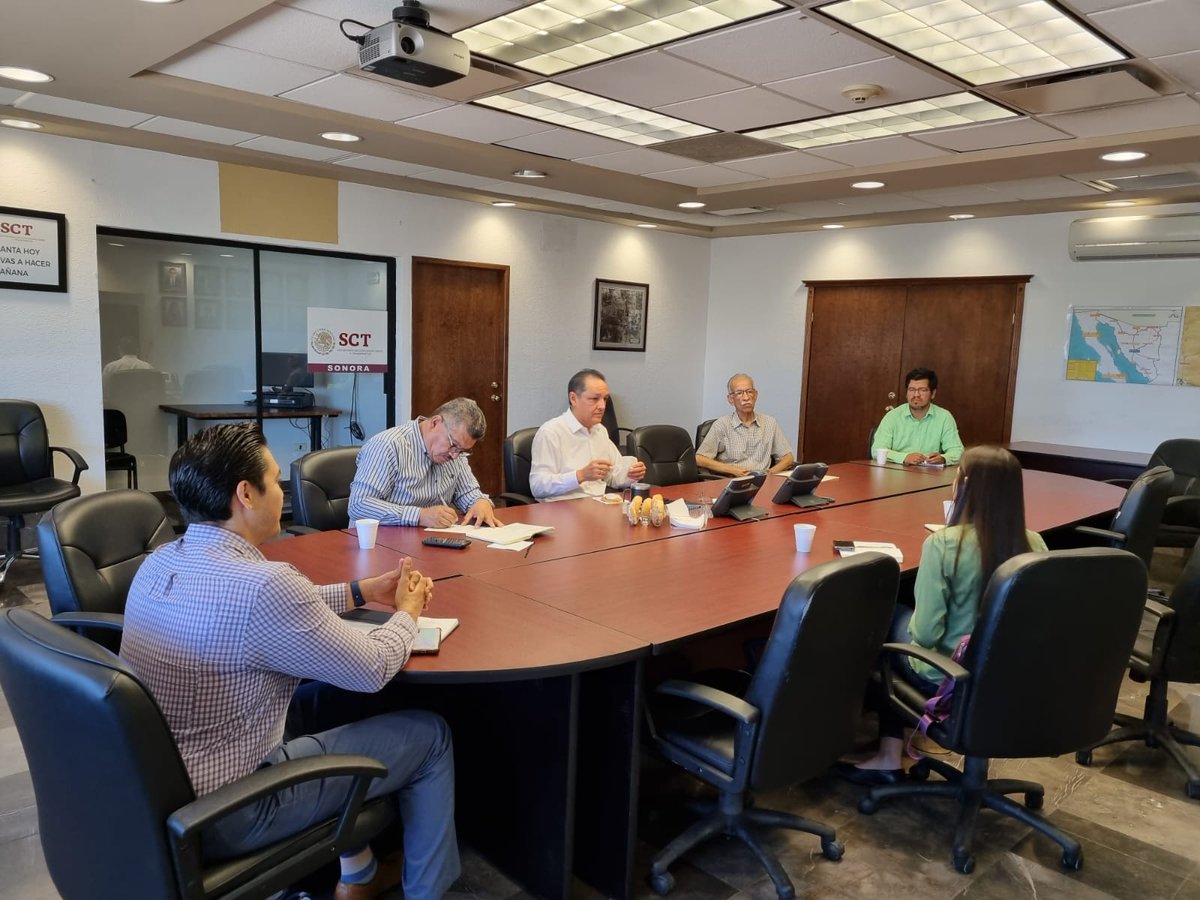 wildlandsnetwrk's tweet image. Our Northwest #Mexico Program road ecology team recently met with Sonora's Secretariat of Infrastructure, Communications, and Transportation (SICT) to discuss opportunities to enhance #ecologicalconnectivity in local highways!