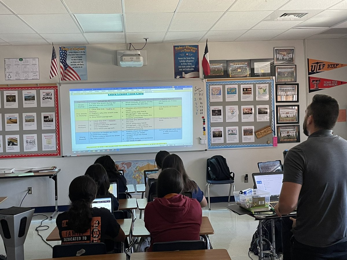 SThomas_SRMS's tweet image. Question 4: How will we extend the learning? 
@Hernando_MS students can decide for themselves in social studies with @rgandara_HMS! 100% engagement. #chasing100 @imalvillar_HMS @LRocha_HMS @RNava_HMS