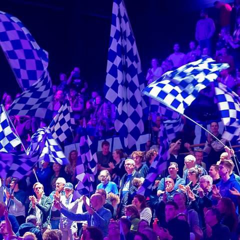 Vanaf nu is het mogelijk om weer seizoenkaarten te bestellen via onze website!
Nog geen seizoenkaart? Kies dan je eigen stoel(en) via de plattegrond. 
 
secure.ticketunie.com/widgets/306/3/…