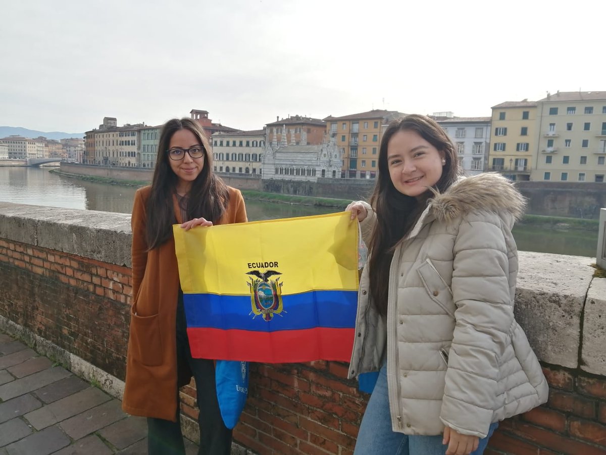 MaurizioMulas2's tweet photo. Este proyecto se escribio juntos con la @DstUNIPI @Unipisa por el bando @ErasmusPiu . Permitió a @Mel_Menoscal y @piemarte99 de hacer 6 meses de intercambio a Pisa, a mi ir 15 dias a Pisa y al Dr. Fulignati y a la Dra Gioncada venir a Guayaquil para una estadia de investigación https://t.co/Jby4uWuvPT