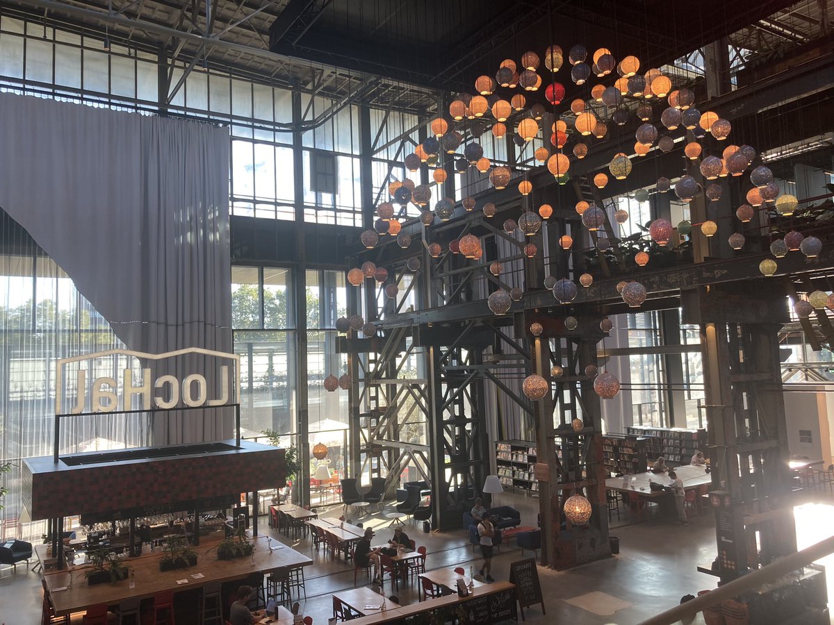 Goeroemania's tweet photo. Vandaag heidag in de Lochal gehad. Prachtig nieuw industrieel gebouw! Ook even op bezoek geweest bij de buren van Mindlabs. Ook heel cool en prachtig uitzicht over Tilburg city. 
#013 @tilburg @lochal013 @Mindlabs2 https://t.co/tPmDavC5BH