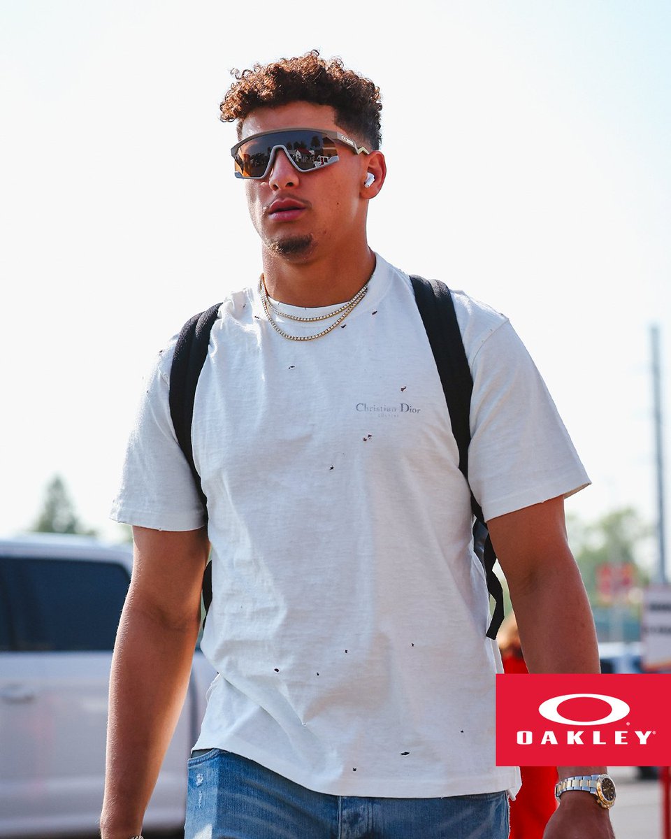 Primetime Patrick is back.