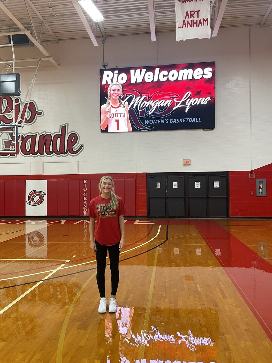 MorganL15441945's tweet photo. I had a great official visit today with @RIOWBB .So thankful for this opportunity🙌🏽❤️ !  @RioCoachBias https://t.co/dhhW5oOqnS