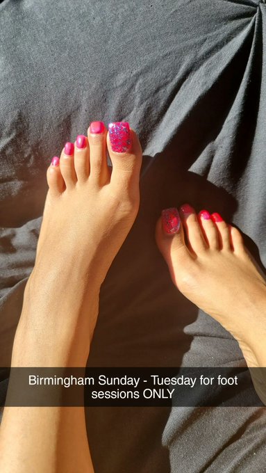 I'll be in Birmingham from Sunday 10th - 12th September. Secure your spot NOW! . . #GoddessReem #FootGoddess<a href="/tag/footgoddess"class="tags"><span>#footgoddess</span></a><a href="/tag/worshipme"class="tags"><span>#worshipme</span></a><a href="/tag/goddessreem"class="tags"><span>#goddessreem</span></a>